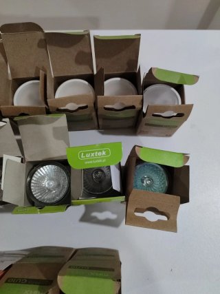 Lâmpadas LED - 14 Focos LED Variados