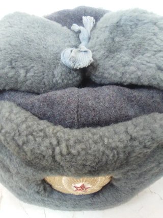 Ushanka russa vintage insígnia soviètica