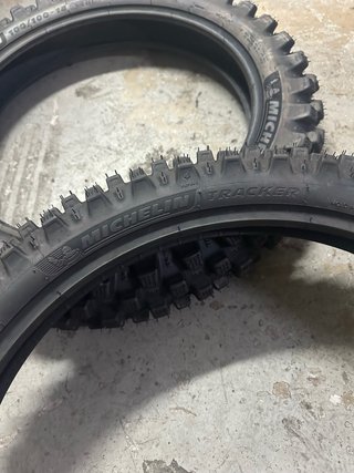 Michelin Tracker 90/90-21 + 100/100-18 NUEVOS