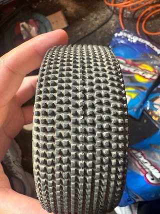 Gomme Sweep off road 1/8