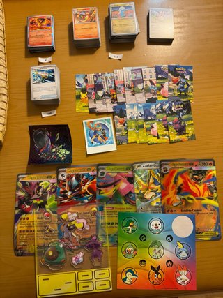 Lote cartas y pegatinas Pokémon