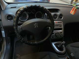 PEUGEOT 308 1.4 GASOLINA – 2008 – IMPECABLE