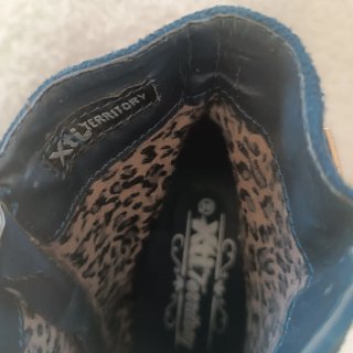 Botines de cuña azul