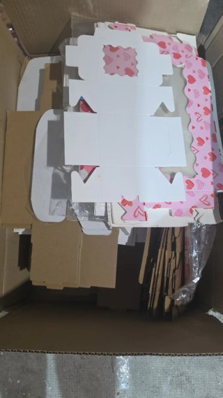 Cajas de cartón para velas y manualidades
