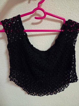 Blusa negra encaje