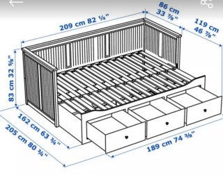 Diván Hennes Ikea Blanco. . Estructura+ 1 colchón.