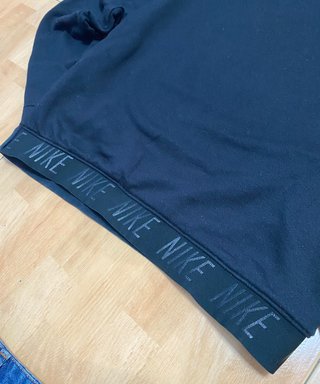 Sudadera Nike Pro corta deportiva mujer