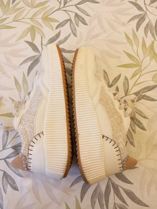 Zapatillas Senda Beige y Blancas