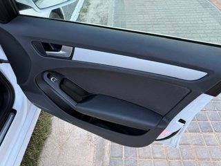Audi A4 avant 2.0 TDI 150 multitronic S Line