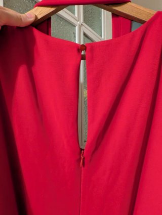 Mono rojo Junco y Arena talla única
