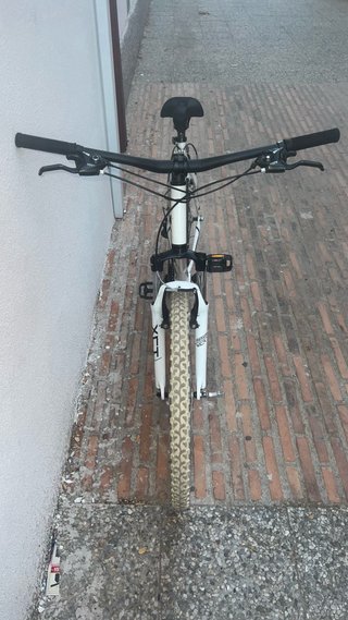 Bicicleta BH blanca