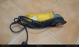 Radial Eléctrica Dewalt con Cable