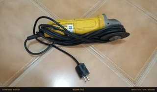 Radial Eléctrica Dewalt con Cable