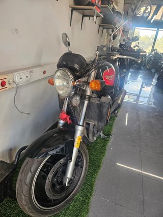 Triumph Trident 900
