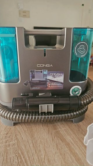 Limpiatapicerias y aspirador Cecotec 3000