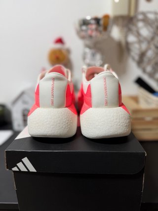 Adidas Hyperboost Edge