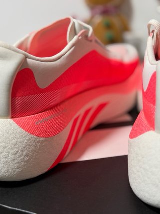 Adidas Hyperboost Edge