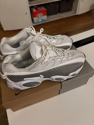 Nike NOCTA Zapatillas Grises y Blancas
