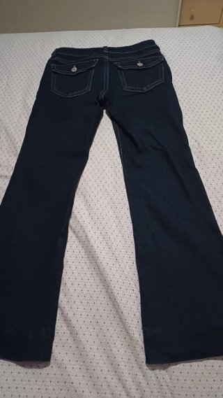Pantalones vaqueros campana