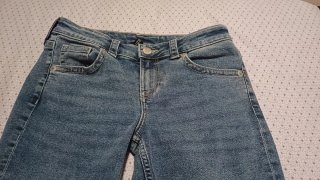 Pantalones vaqueros campana