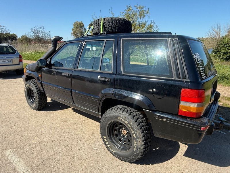 Jeep Grand Cherokee 4.0 - foto 1