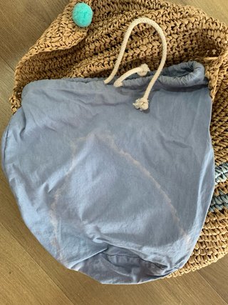 Mochila Zara pompones y conchas
