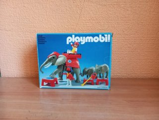 648. Playmobil elefante circo clásico 3519