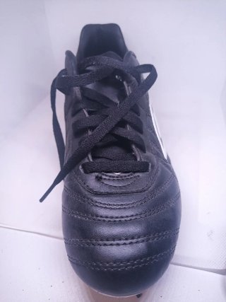 Botas de fútbol Umbro negras 40