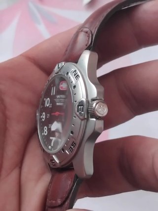 Reloj Wenger Swiss Military Negro/Plateado