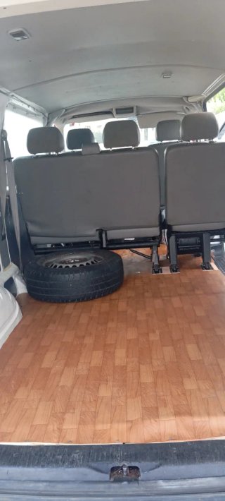 Volkswagen Transporter T5 2004