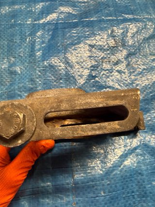 Soporte Alternador Mercedes W123 300D
