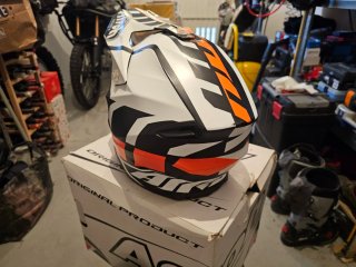 Casco Airoh