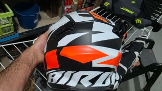 Casco Airoh