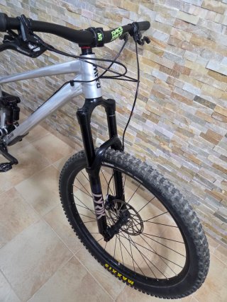 Bicicleta Montaña RAAW Jibb 29 Full-Suspension