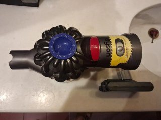 Dyson V7 Aspirapolvere Funzionante +batteria nuova