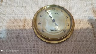Cuadro Decorativo con Termómetro y Barómetro