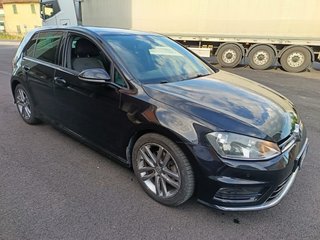 Volkswagen Golf RLine