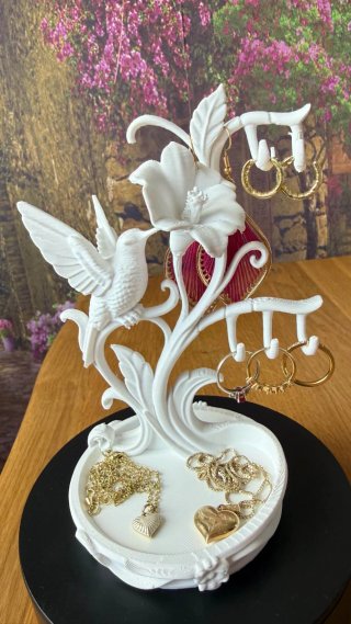Soporte Joyas Mano Blanco y Dorado
