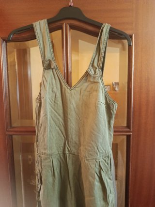 Mono verde Pull&Bear talla S