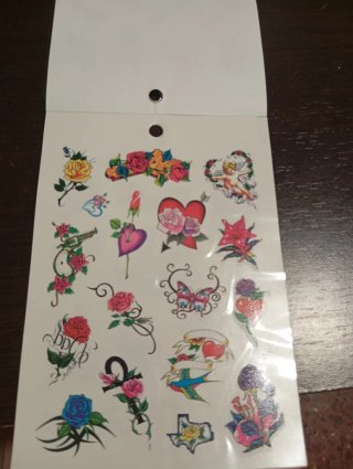 Tatuajes de pegar con agua