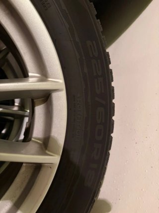 Neumáticos 225/60R18 Snowproof 2 SUV
