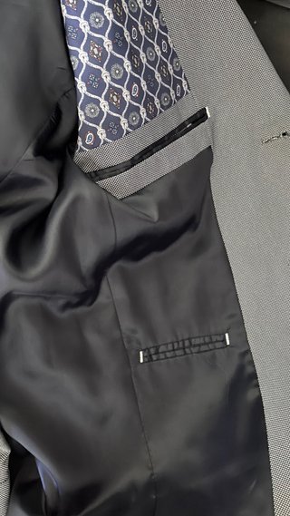 Traje chaqueta y pantalón gris
