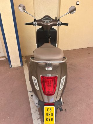 Vespa Primavera 50cc 2T Scooter