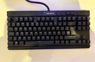 Teclado Mecánico Corsair K65 LUX RGB
