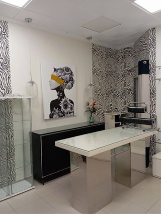 Mobiliario de tienda en perfecto estado