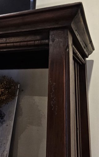Estantería de madera maciza