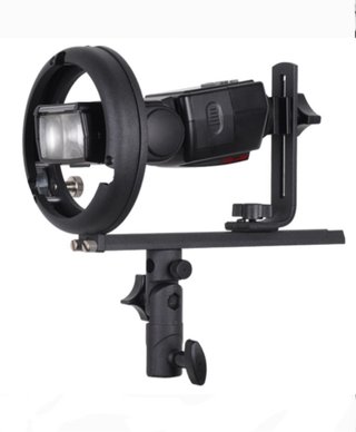 Adaptador tipo T montura Bowens para flash de mano