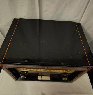 RADIO TOCADISCOS PHILIPS IBERICA HE-564-A.VINTAGE