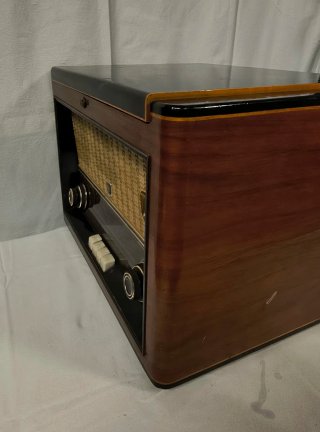 RADIO TOCADISCOS PHILIPS IBERICA HE-564-A.VINTAGE
