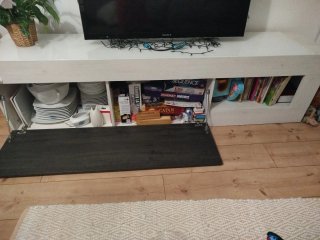Mueble de salón blanco y negro 120€